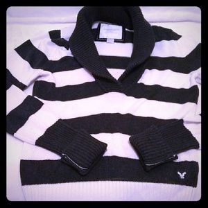 American Eagle Sweater ( Medium )